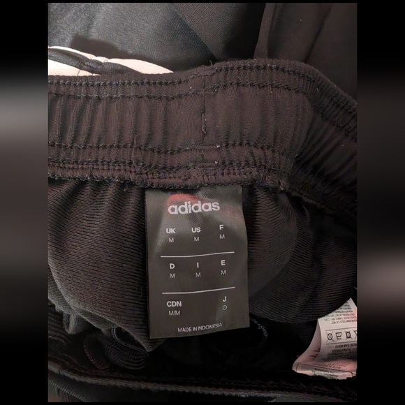 Adidas Track Suit Essentials 3 Stripes Tricot Jacket And Pants - Picture 6 of 6